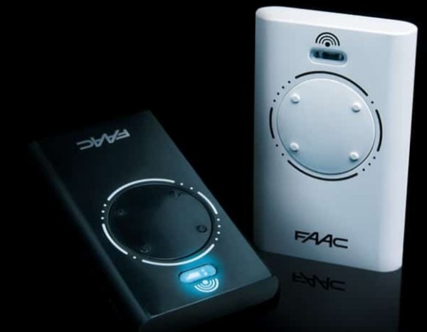 Tìm hiểu về remote cửa cổng FAAC